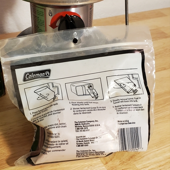 Vintage Coleman Two Mantle Powerhouse Unleaded Dual Fuel Lantern 295-700 - Picture 2 of 8